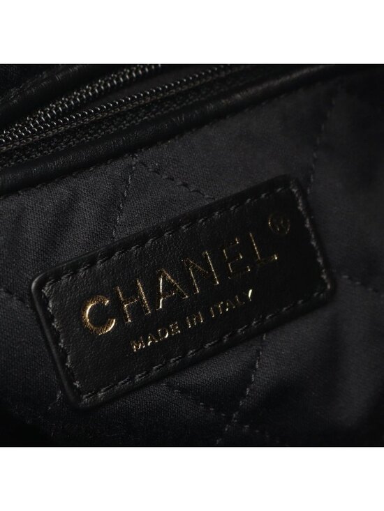 Chanel Backpack 22 Large Black Leather main image 8